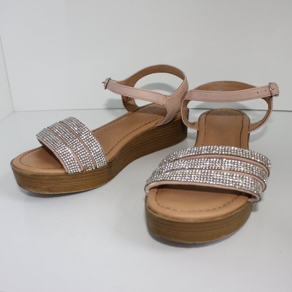 Madden Girl Size 2 Ankle Strap Wedge Sandal With Bling - Picture 1 of 12